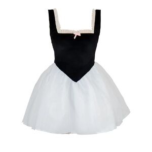 Serpenti Apparel Dress 🖤🤍